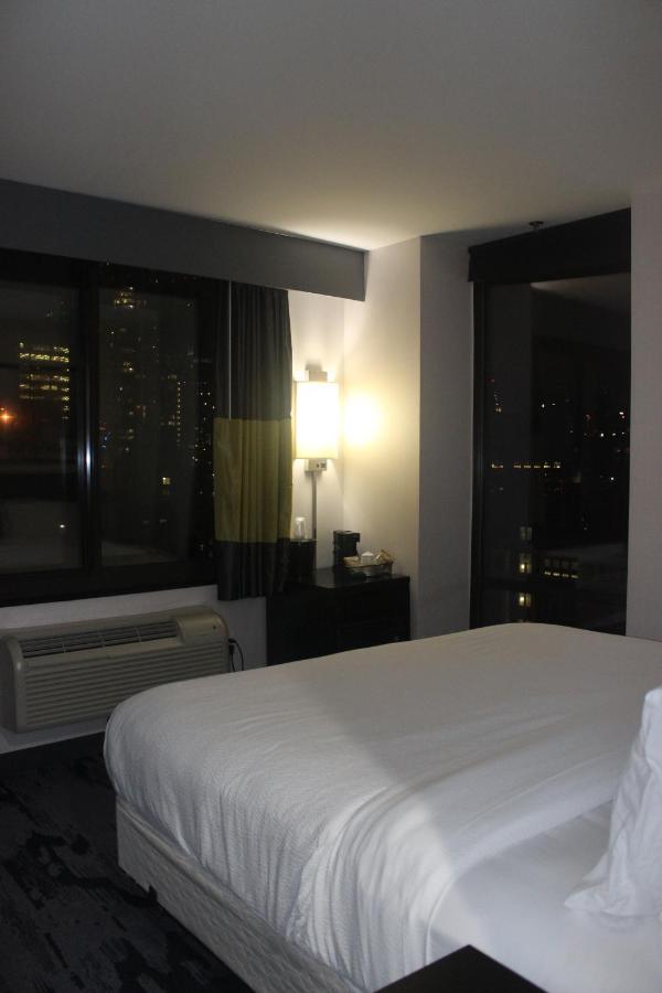 Fairfield Inn & Suites By Marriott New York Queens/Queensboro Bridge Exteriér fotografie